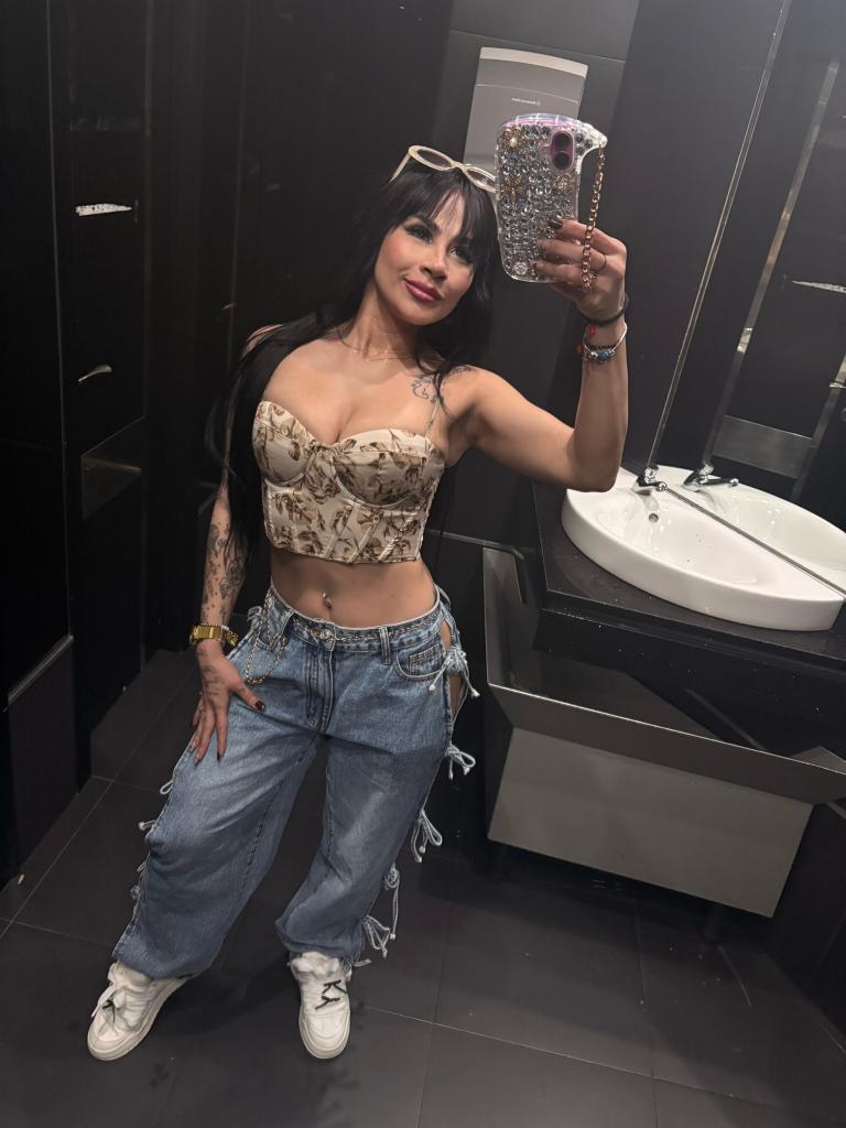Chica busca chico en Pontevedra: Chica busca chico