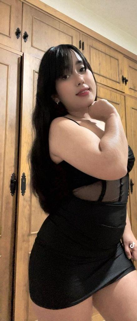 Chica busca chico en Cádiz: 