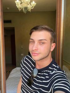 641905937: Chico busca chica en Valencia