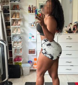 Chica busca chico en Barcelona: 