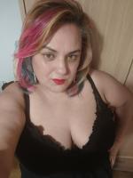 695463331: Chica busca chico en Pontevedra