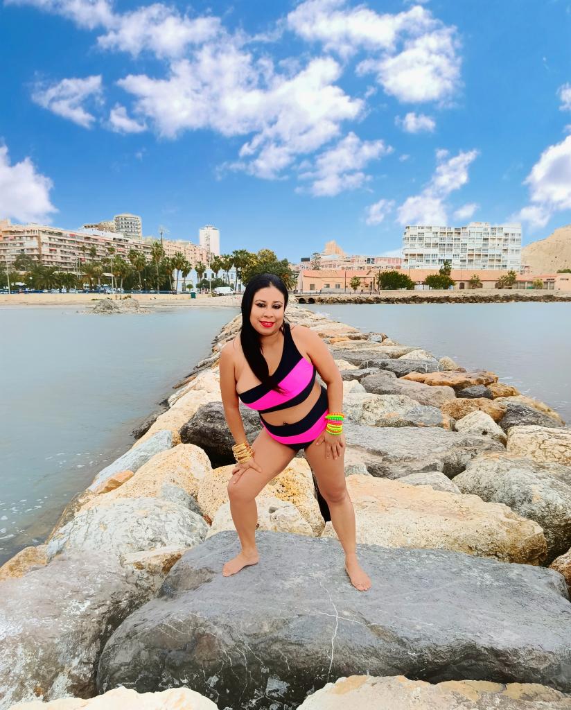 642831212: Chica busca chico en Murcia