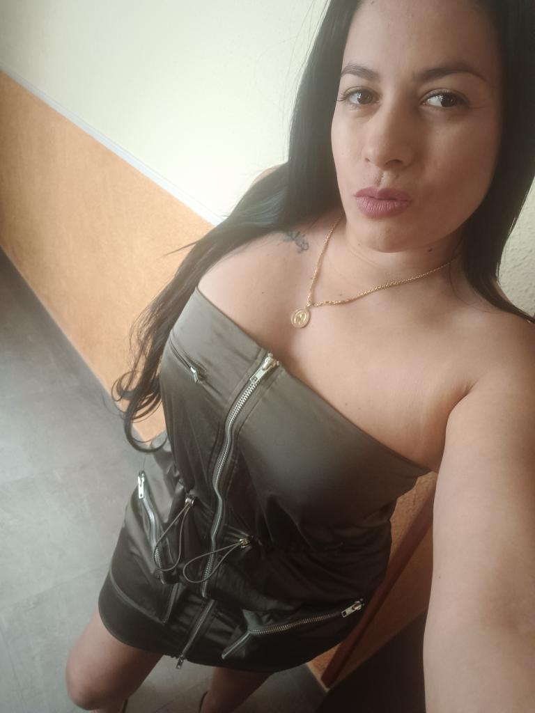 610003944: Chica busca chico en Murcia