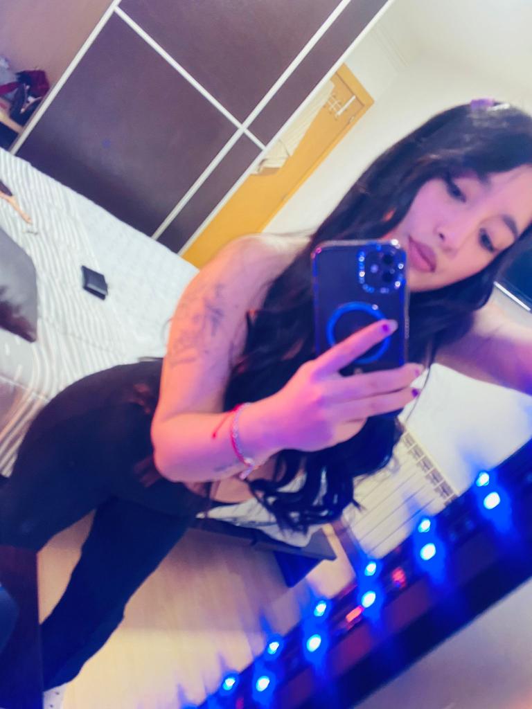 632167098: Chica busca chico en Valencia