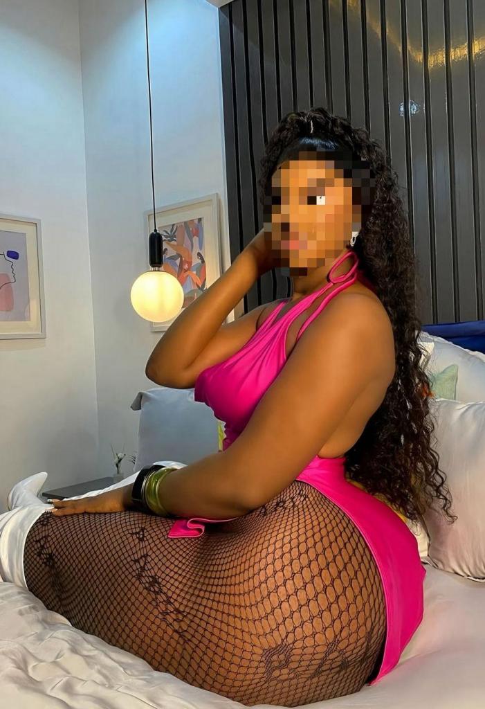 642758881: Chica busca chico en Melilla