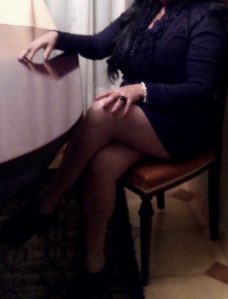 742031588: Chica busca chico en La Coruña