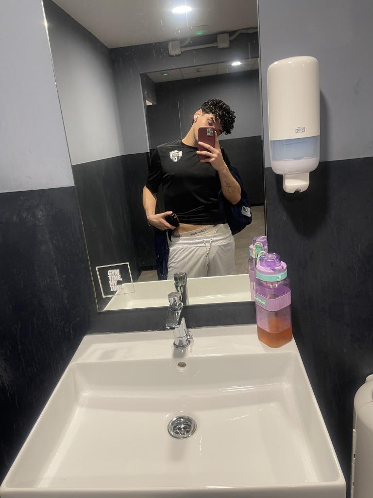 Chico busca chica en Murcia: 