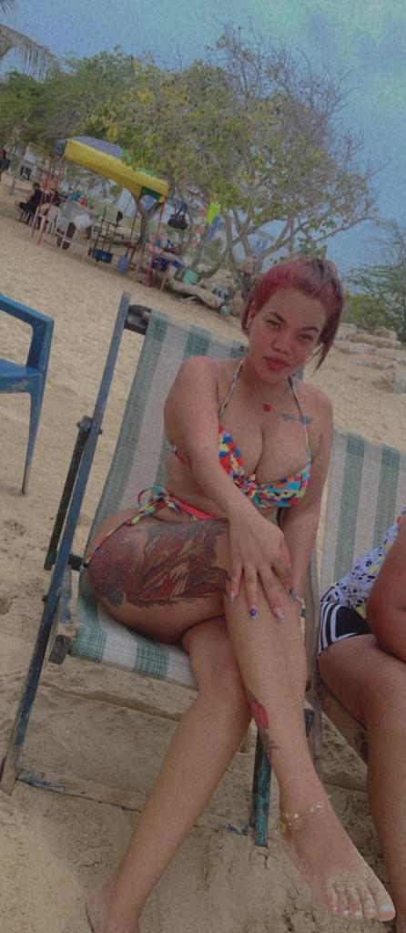 Chica busca chico en Almería: Chica busca chico