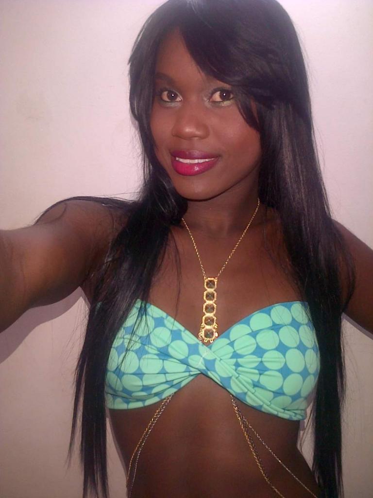 631809888: Travesti en Granada