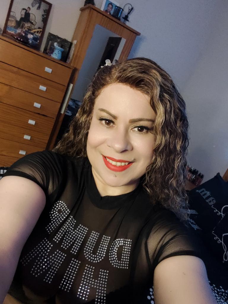 Chica busca chico en Tenerife: 