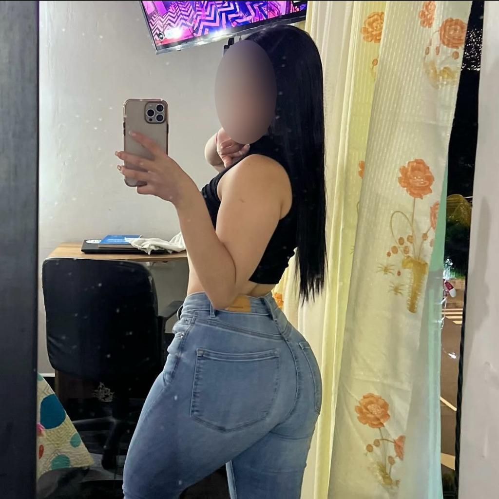 Chica busca chico en Tenerife: 