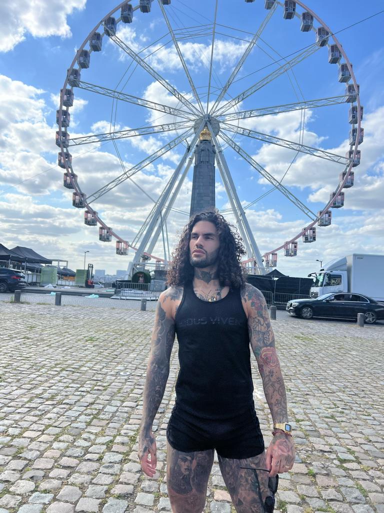 Chico busca chica en Burgos: 