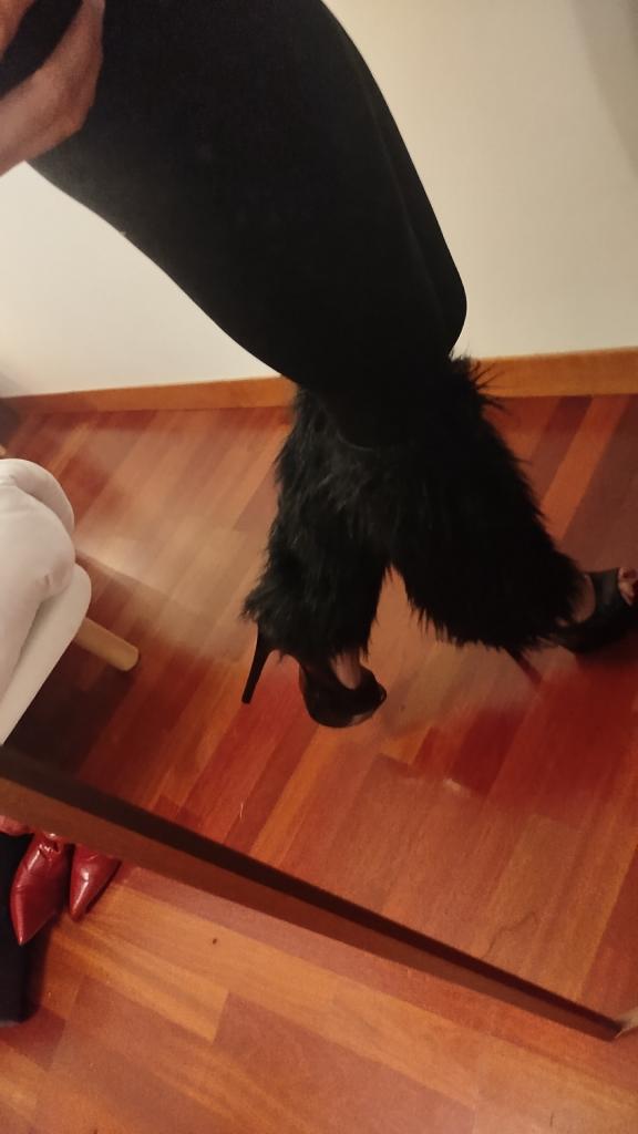 Chica busca chico en Granada: 