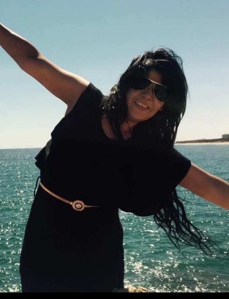 696031304: Chica busca chico en Pontevedra