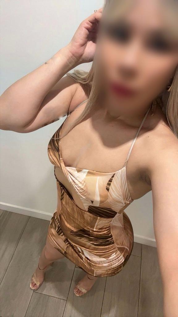 642190275: Chica busca chico en Albacete