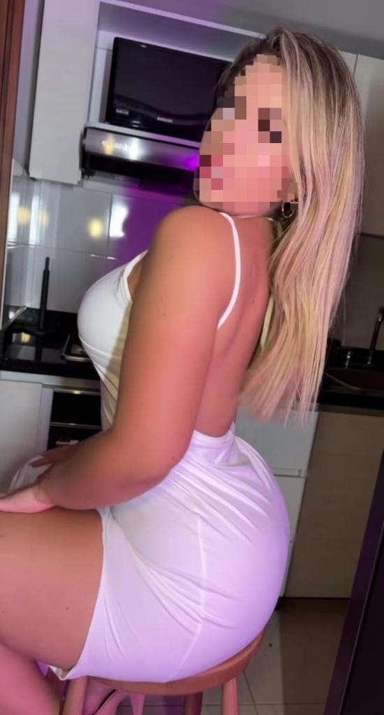 Chica busca chico en Cádiz: 