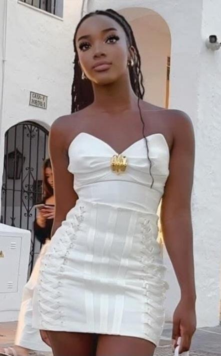 Chica busca chico en Pontevedra: Chica busca chico