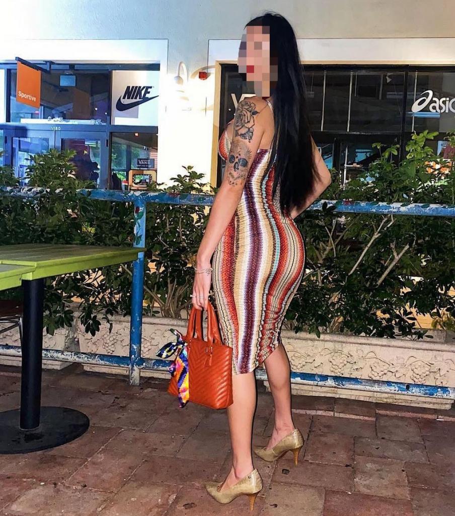 Chica busca chico en Sevilla: 