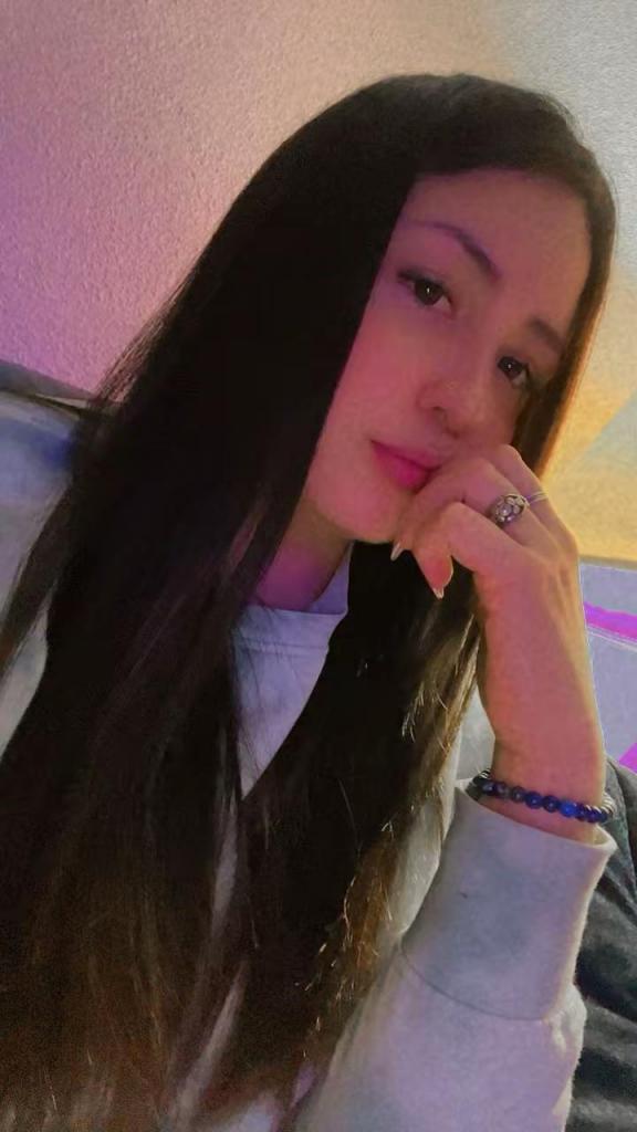 613308459: Chica busca chico en Alicante