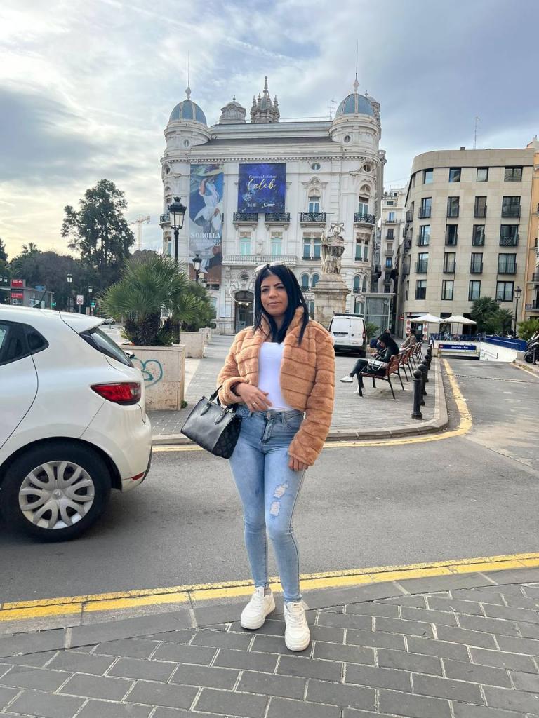 603971972: Chica busca chico en Málaga