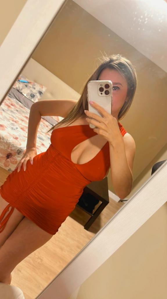 654531201: Chica busca chico en Valencia