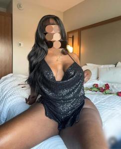 674924300: Chica busca chico en Murcia