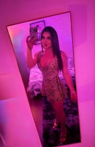 670758043: Transexual en Barcelona