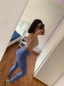 602701650: Chica busca chico en Madrid