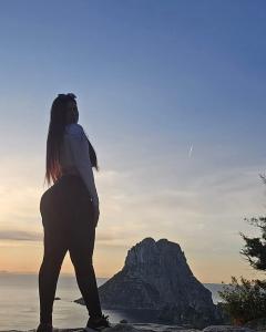 614358803: Chica busca chico en Asturias