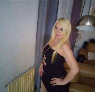 677602175: Chica busca chico en Mallorca