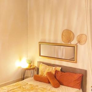 742031846: Chica busca chico en Madrid