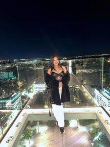 633917228: Chica busca chico en Madrid