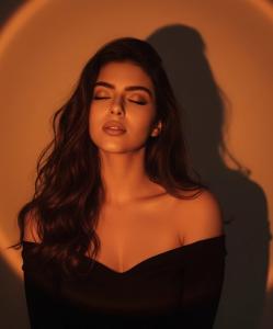 637065342: Chica busca chico en Madrid