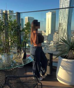 647043596: Chica busca chico en Tenerife