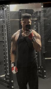 610422726: Chico busca chica en Pontevedra