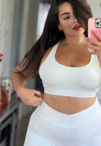 614531184: Chica busca chico en Sevilla