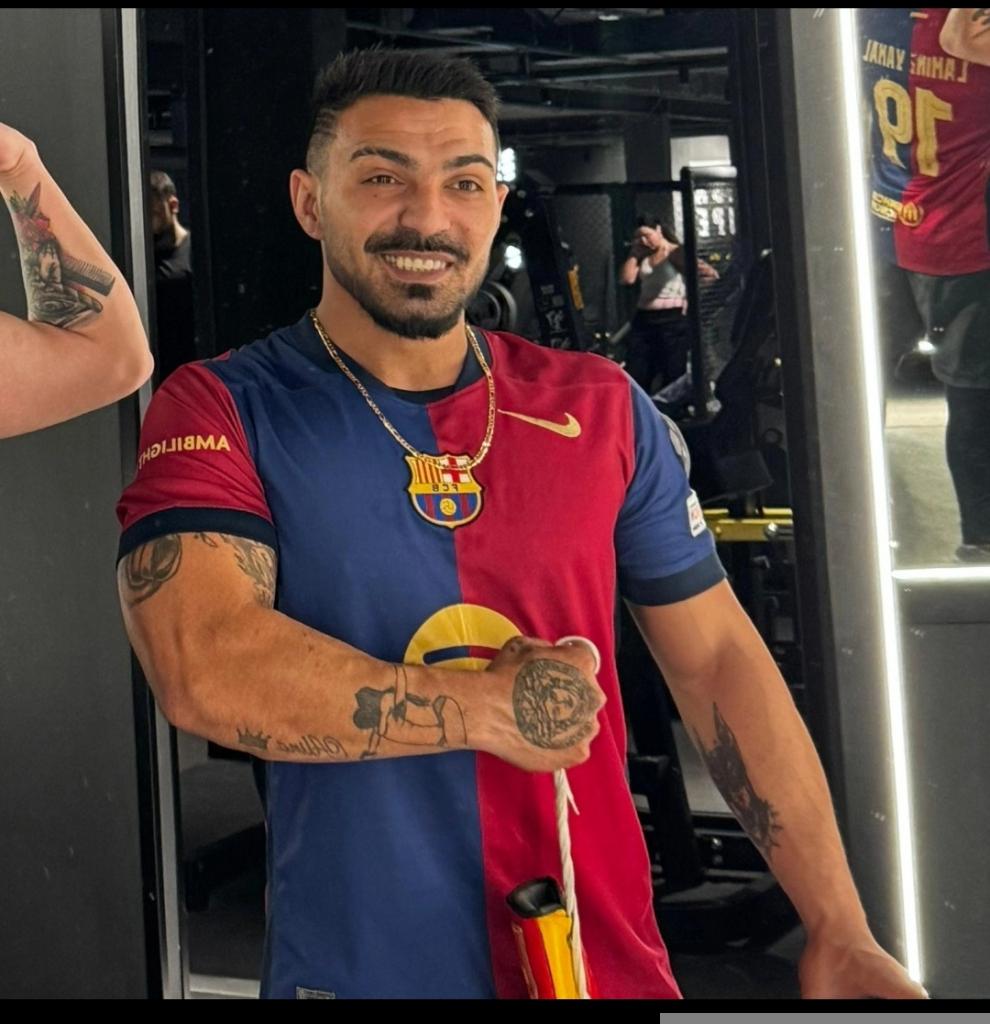 Chico busca chica en Sevilla: 