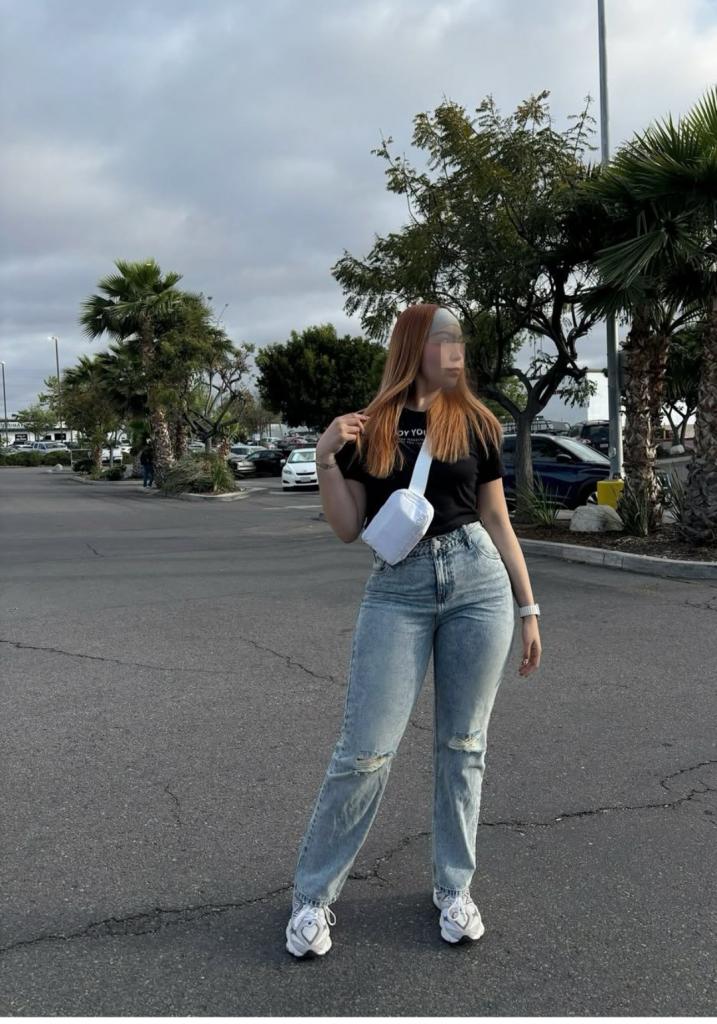 742082867: Chica busca chico en Barcelona