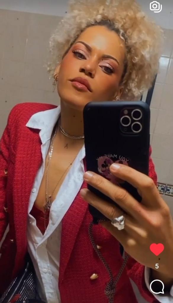 Chica busca chico en Almería: 