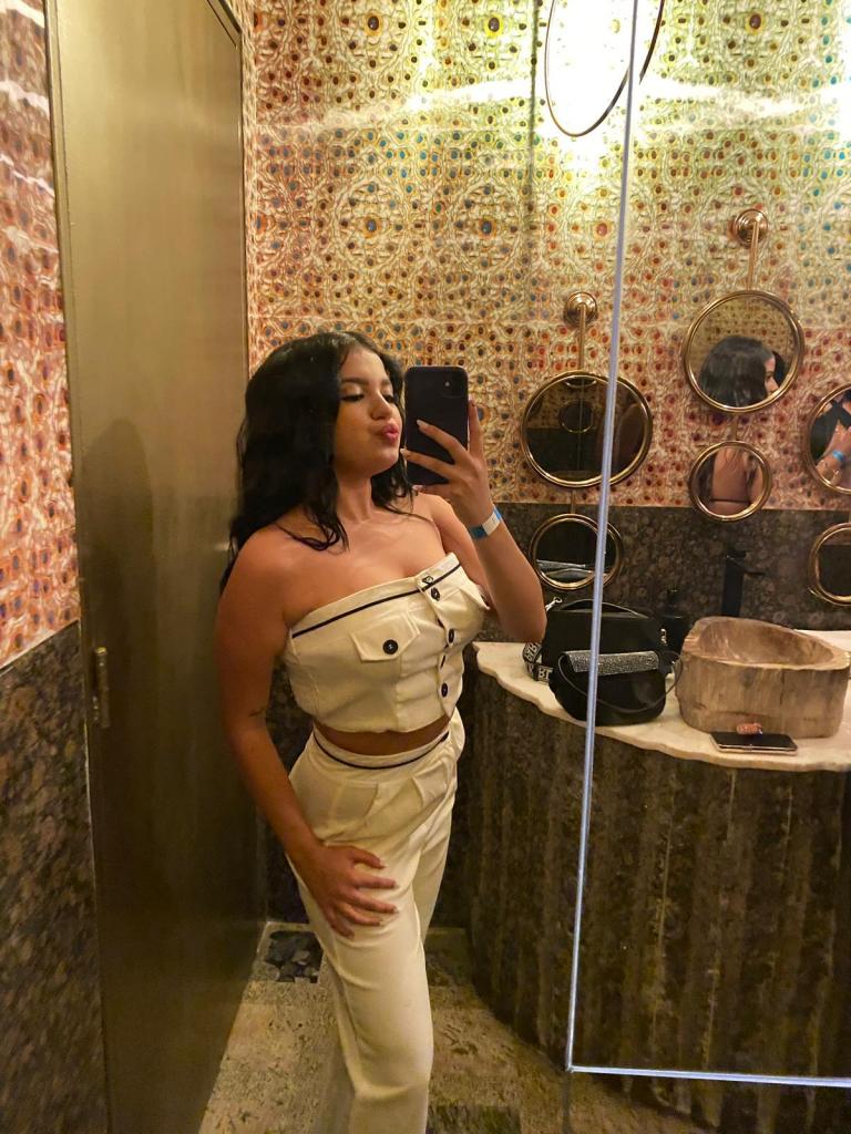 Chica busca chico en Madrid: Chica busca chico