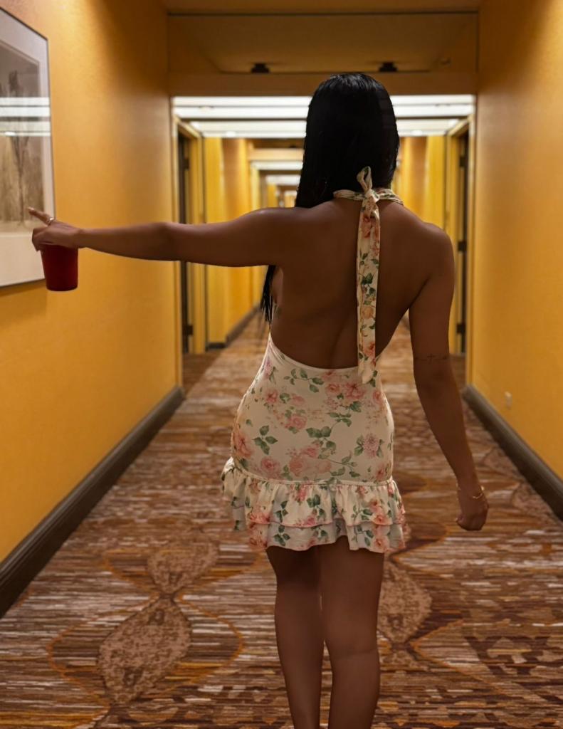 Chica busca chico en Granada: 