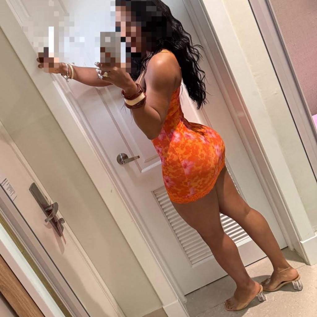 Chica busca chico en León: 