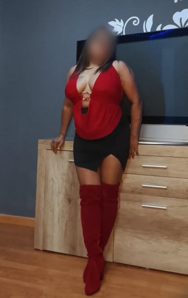 624448922: Chica busca chico en Pontevedra