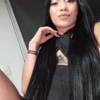 607338255: Chica busca chico en Sevilla