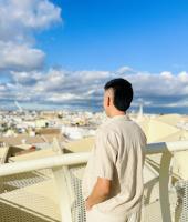 613458182: Chico busca chica en Sevilla