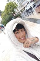 663811939: Chica busca chico en Barcelona