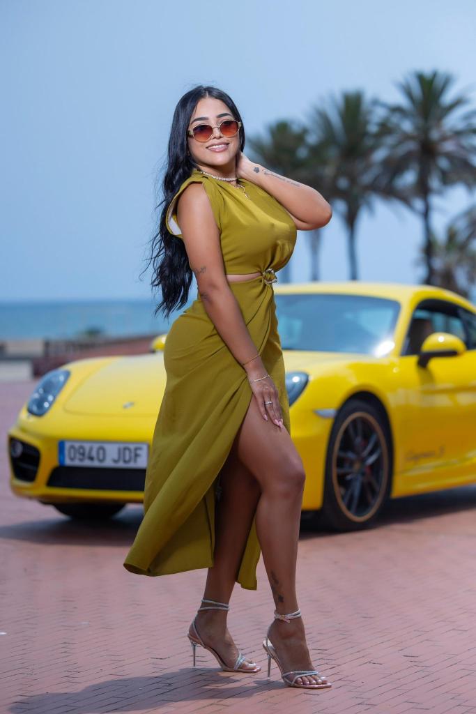 624376262: Chica busca chico en Ibiza