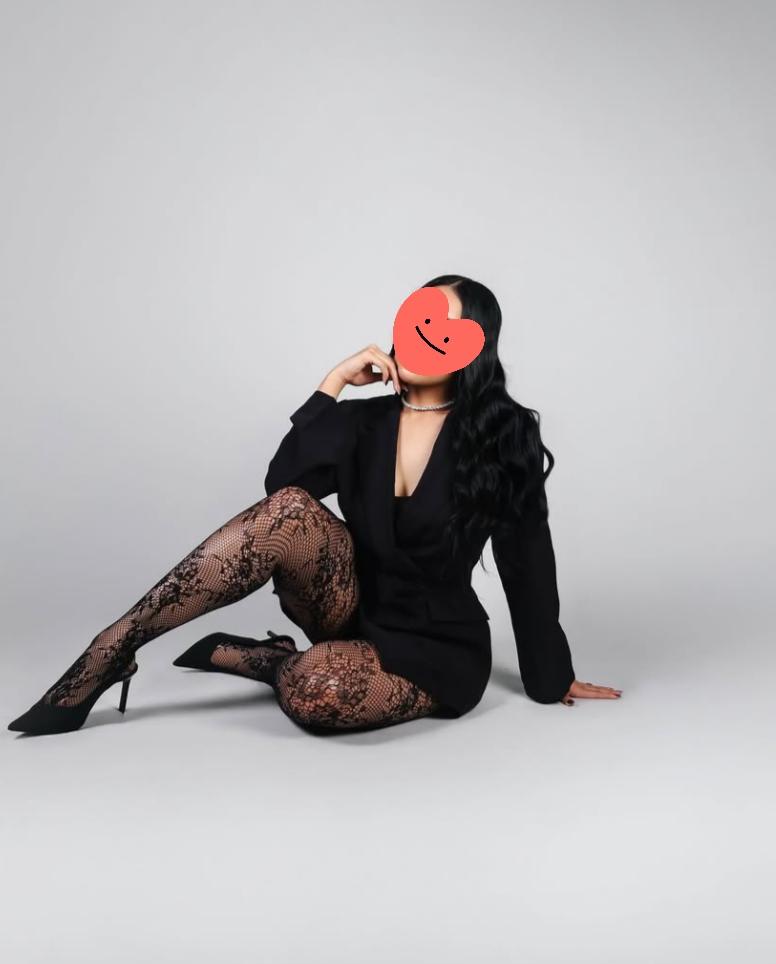 Chica busca chico en Gerona: 