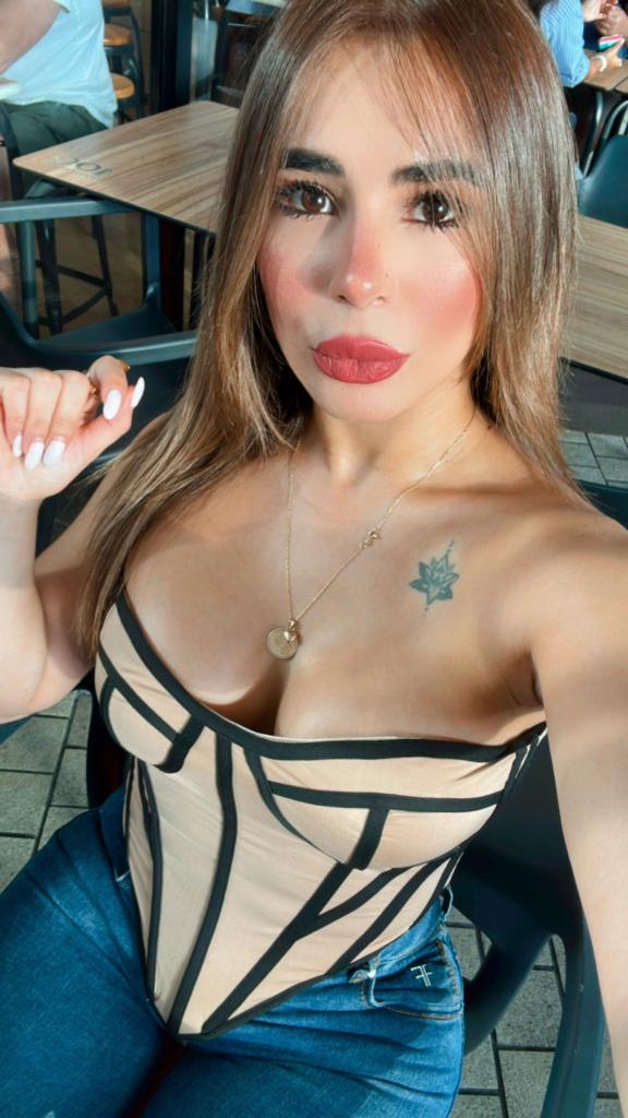 Chica busca chico en Cádiz: 