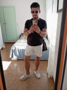 633149718: Chico busca chica en Madrid